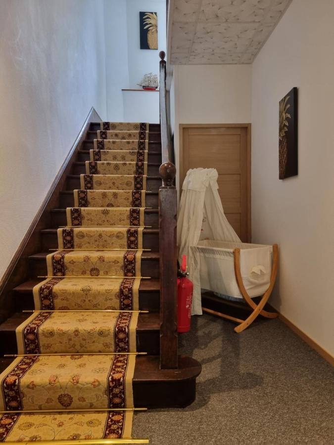 Le Manoir- Cluny Panzió Kültér fotó